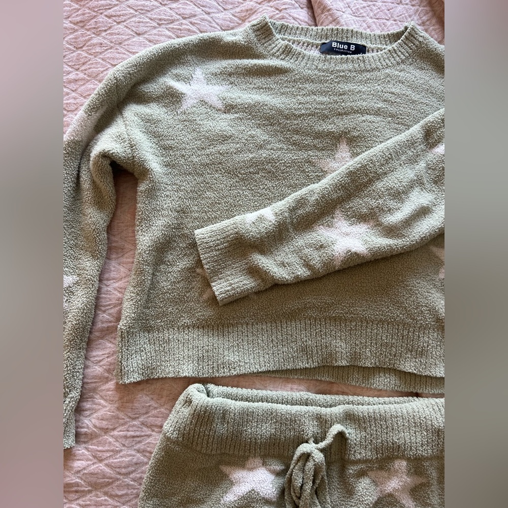 Cozy shorts and long sleeve set